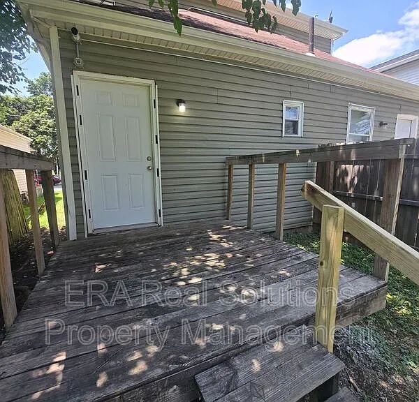 2368 S 5th St — Photo 20