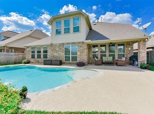282 W Creek Dr, League City, TX 77573