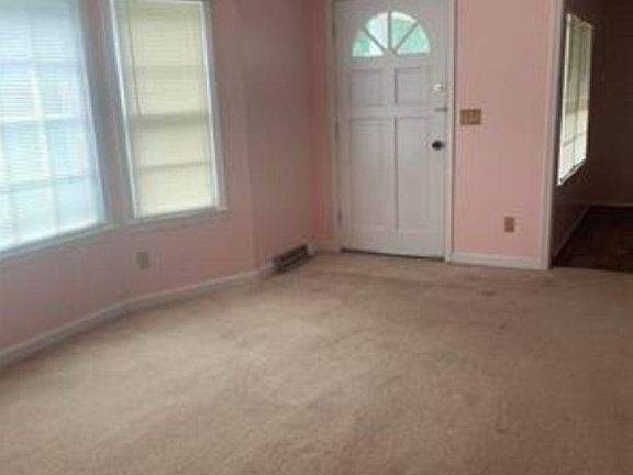 3rd image of 108 Swails St