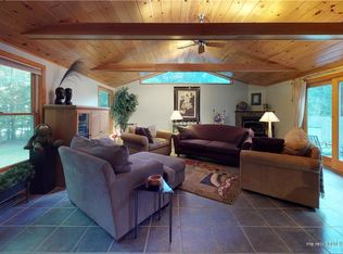 2 Beech Dr, Brunswick, ME 04011