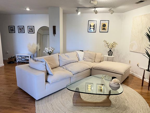 2nd image of 3 Essex St APT 43