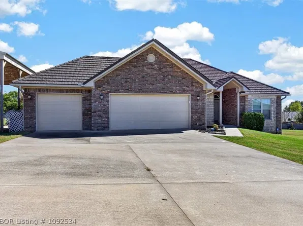 3310 31st Ter, Van Buren, AR 72956