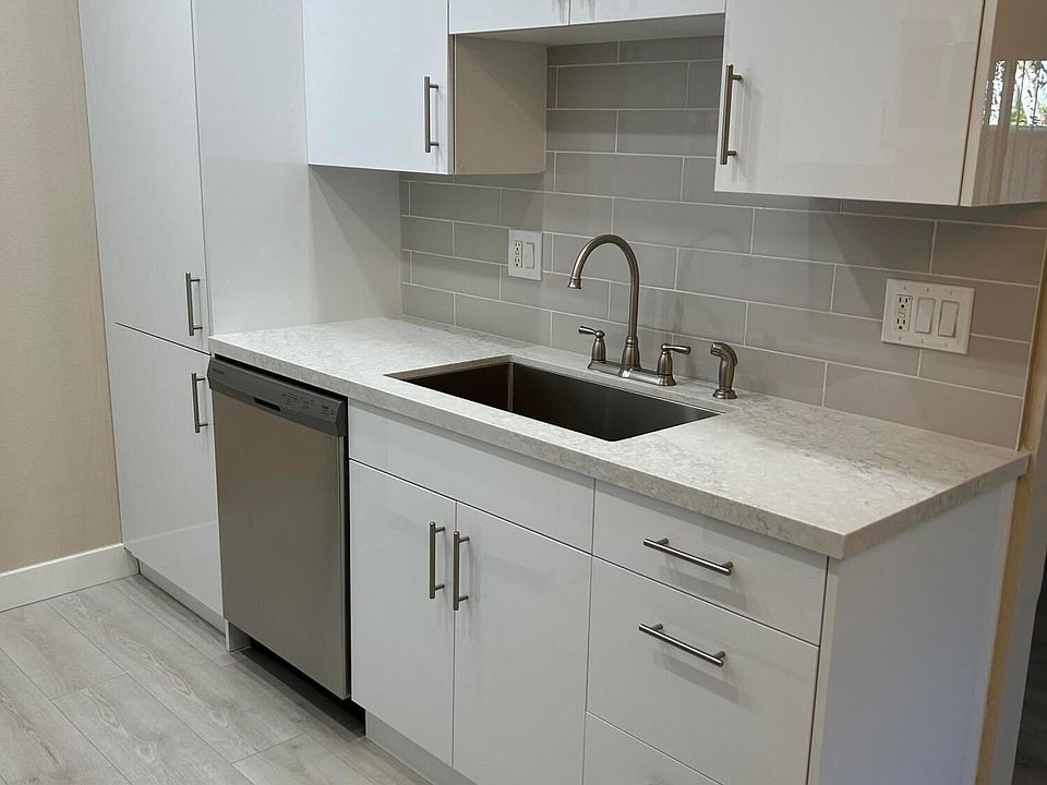1st image of 1142 Landsburn Cir