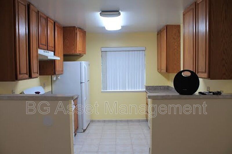 1st image of 3112 Groom Dr