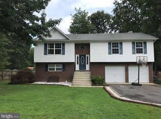 36087 Army Navy Dr, Mechanicsville, MD 20659