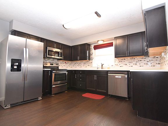 3rd image of 6416 W Franwood Cir