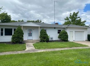 101 N Park St, Deshler, OH