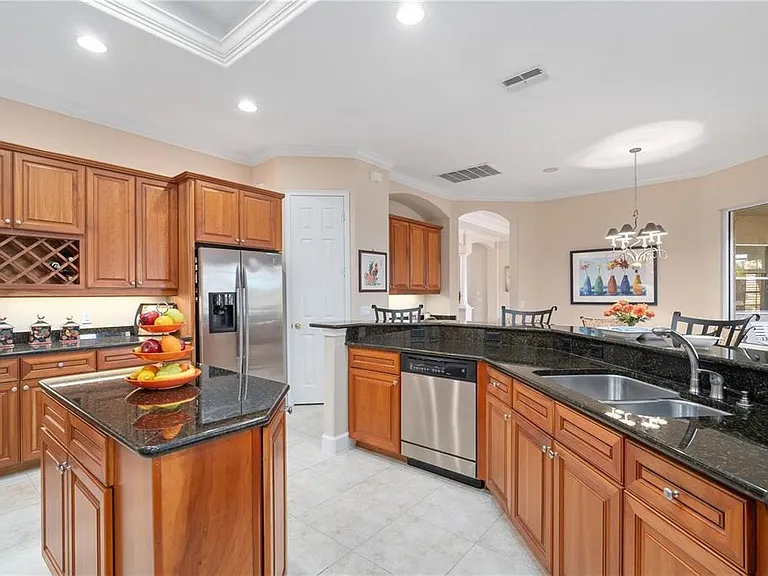 1023 Rainbow Ct — Photo 22