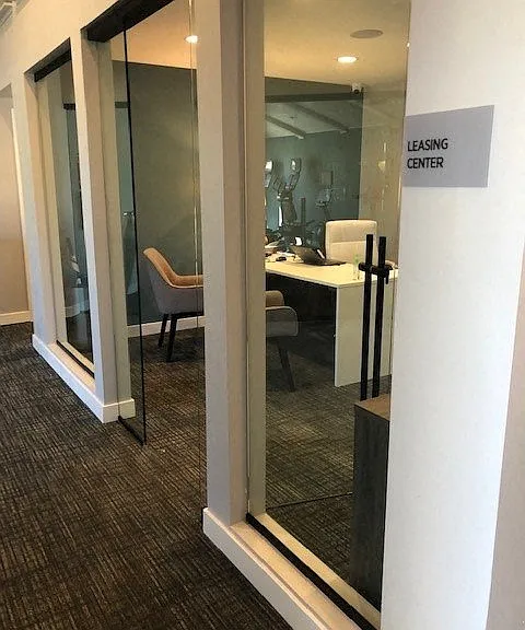 Leasing Center