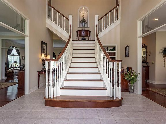 4th image of 4019 Eagles View Ct