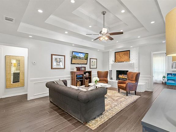 3rd image of 202 Highland Dr