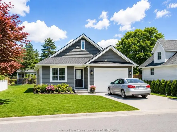 23 McBride Rd, Amherstburg, ON N9V 2Y8