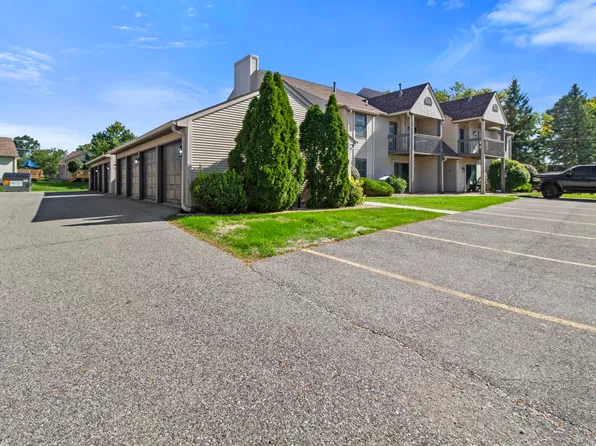 3502 Timberbridge Dr APT F, Valparaiso, IN 46383
