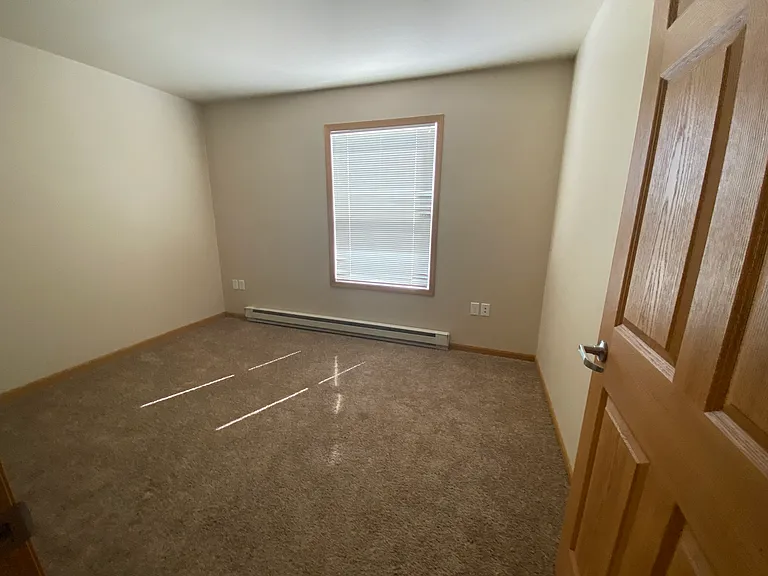 Stanley Apartments — Photo 54