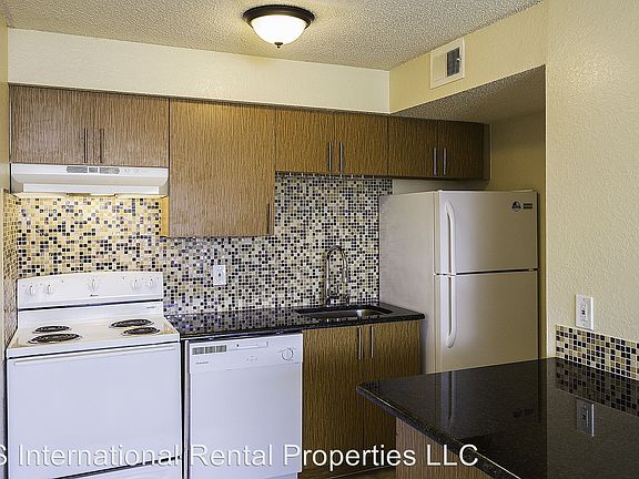 3rd image of 2206 Antigua Pl APT 1036