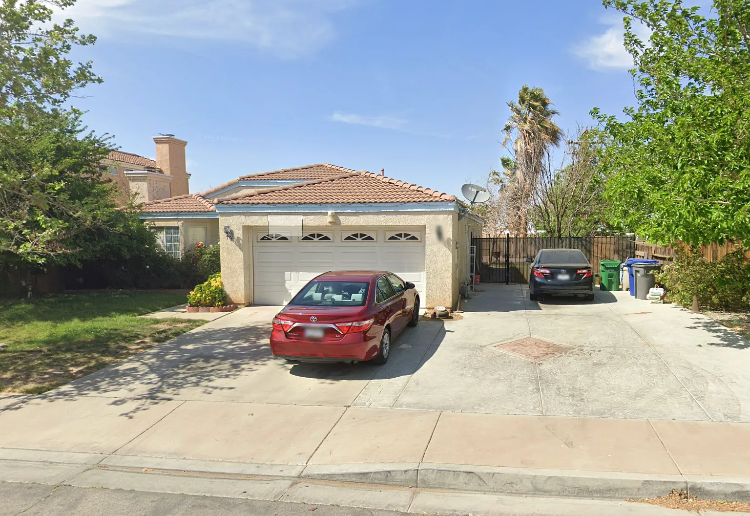 3 bed, 1313 sqft, $2,700 — Photo 2