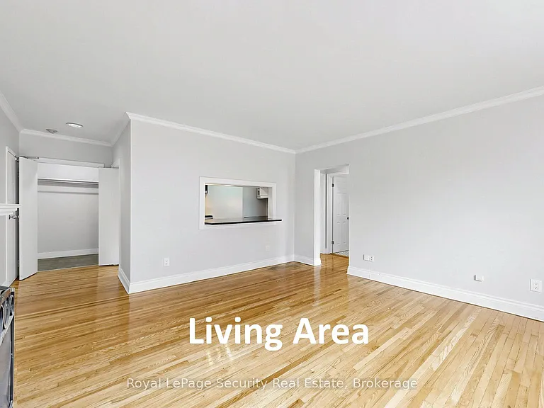 35 Raglan Ave #208 — Photo 13