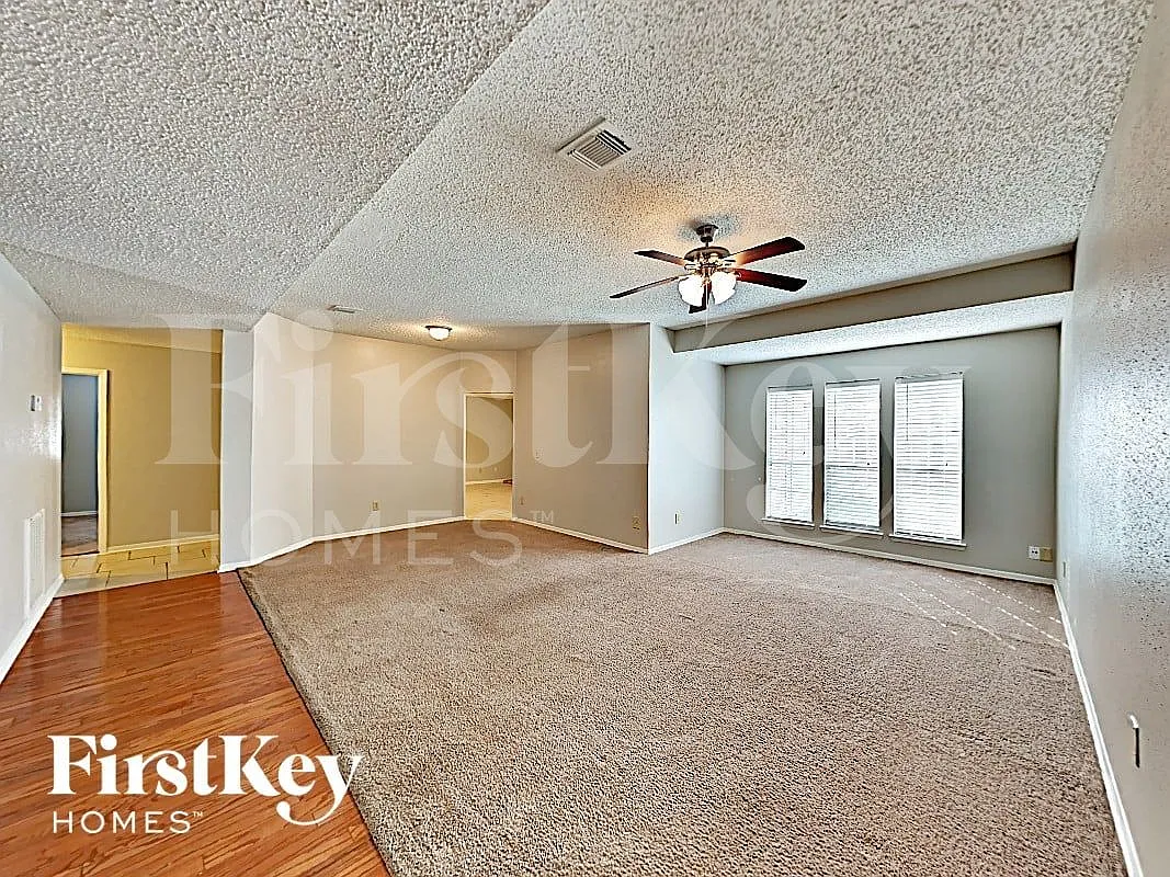 Building Photo - 9311 Wallingham Dr