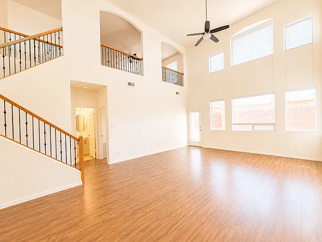 2067 Violeta Cir SE — Photo 5