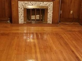 10 Canby St, Holyoke, MA 01040