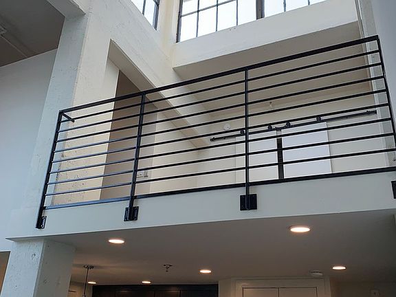 3rd image of 712 12th St #109