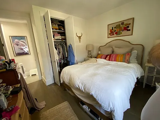 Rented by Mdays Realty | media 27