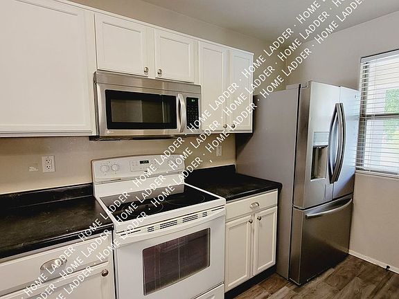 2nd image of 13310 E Primrose Ln