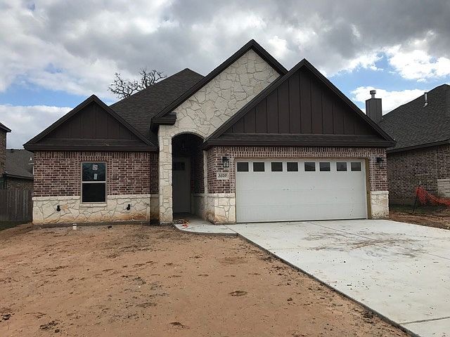 1st image of 2609 Warkworth Ln