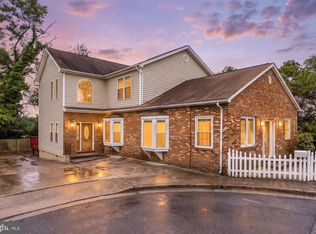 1728 14th St S, Arlington, VA 22204
