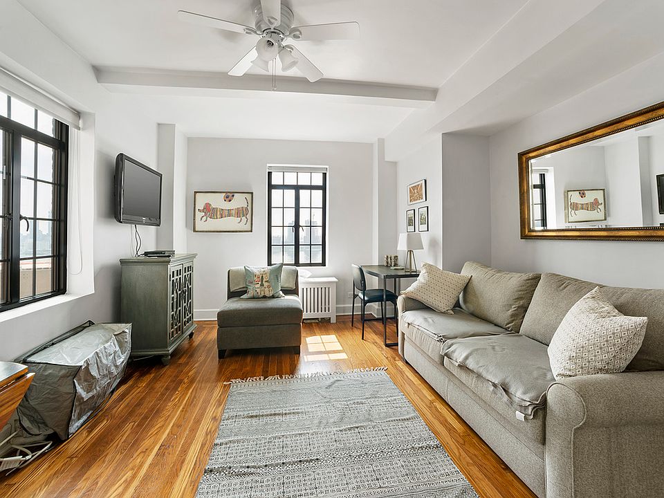 1st image of 5 Tudor City Pl APT 1027