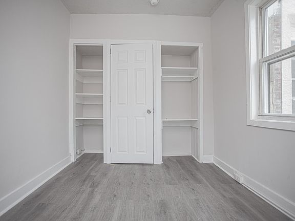 3rd image of 2910 N Stillman St #3