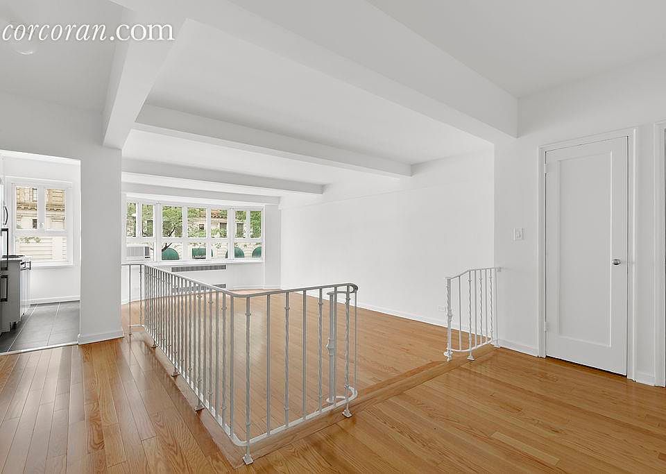 1st image of 333 W 57th St APT 210