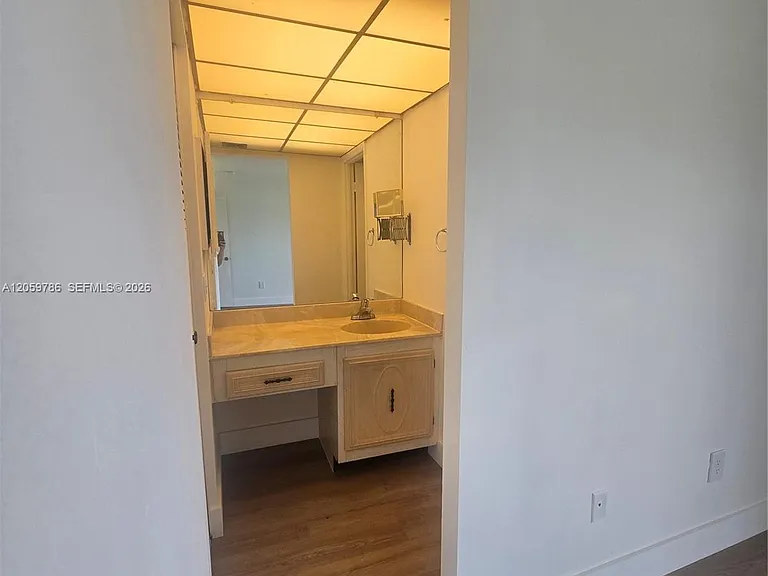 8401 SW 107th Ave #312E — Photo 11