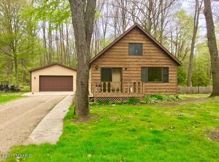 11928 Owens Rd, Ravenna, MI 49451