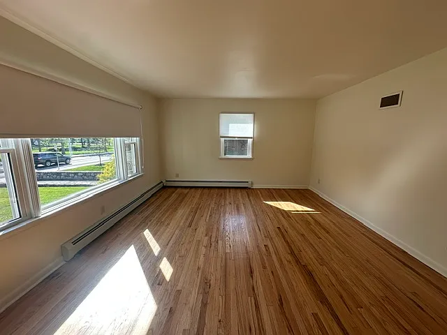 335 E Main St — Photo 6
