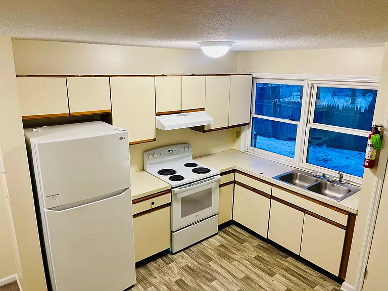 96 Ethan Allen Pkwy #4 — Photo 5