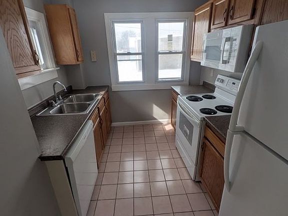 4th image of 19450 McCracken Rd