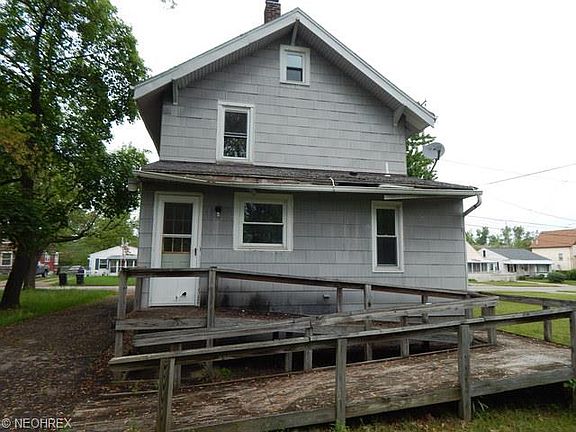 3rd image of 153 Bell Ave