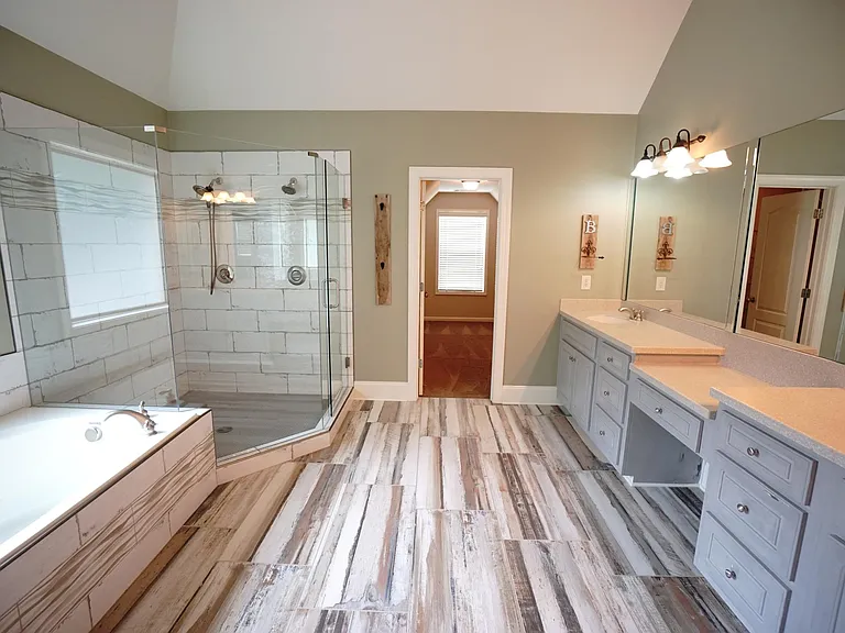 1868 Austins Pointe Dr — Photo 21