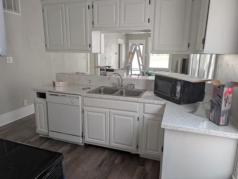 154 S Georgie Ave — Photo 8
