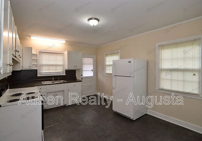 1430 Jackson Rd — Photo 9