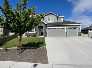 987 Cayuse Dr, Richland, WA 99352