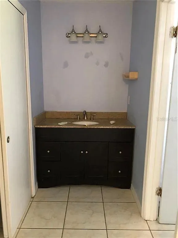 3 bed, 1426 sqft, $2,651 — Photo 3