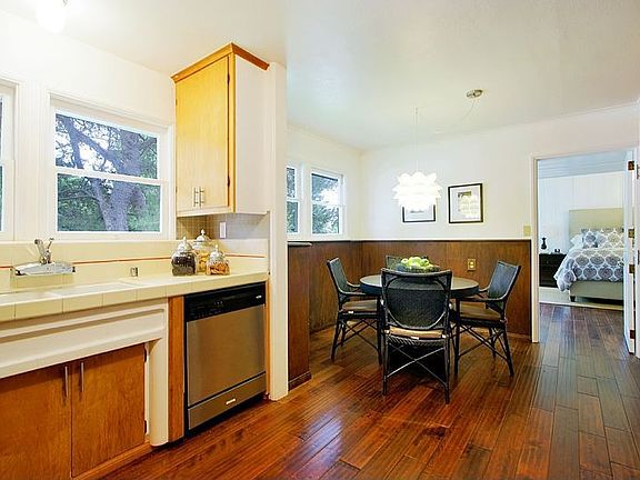 5th image of 701 Haverford Ave