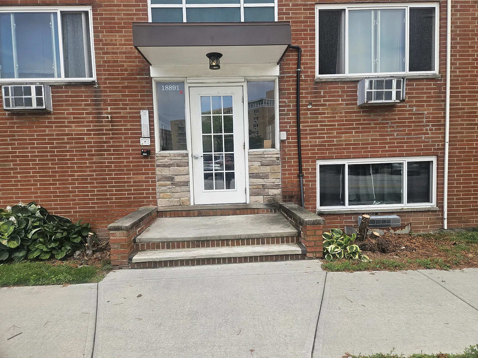 18891 Detroit Ext — Photo 1