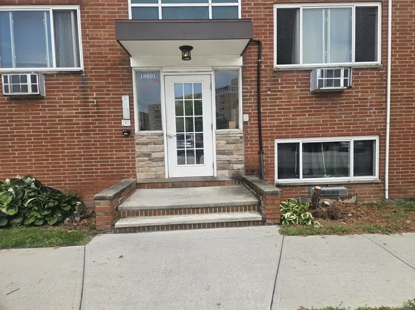 18891 Detroit Ext, Lakewood, OH