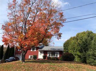 1 Continental Dr, New Windsor, NY 12553