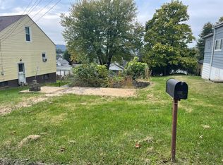 107 Sycamore Ave, Moundsville, WV