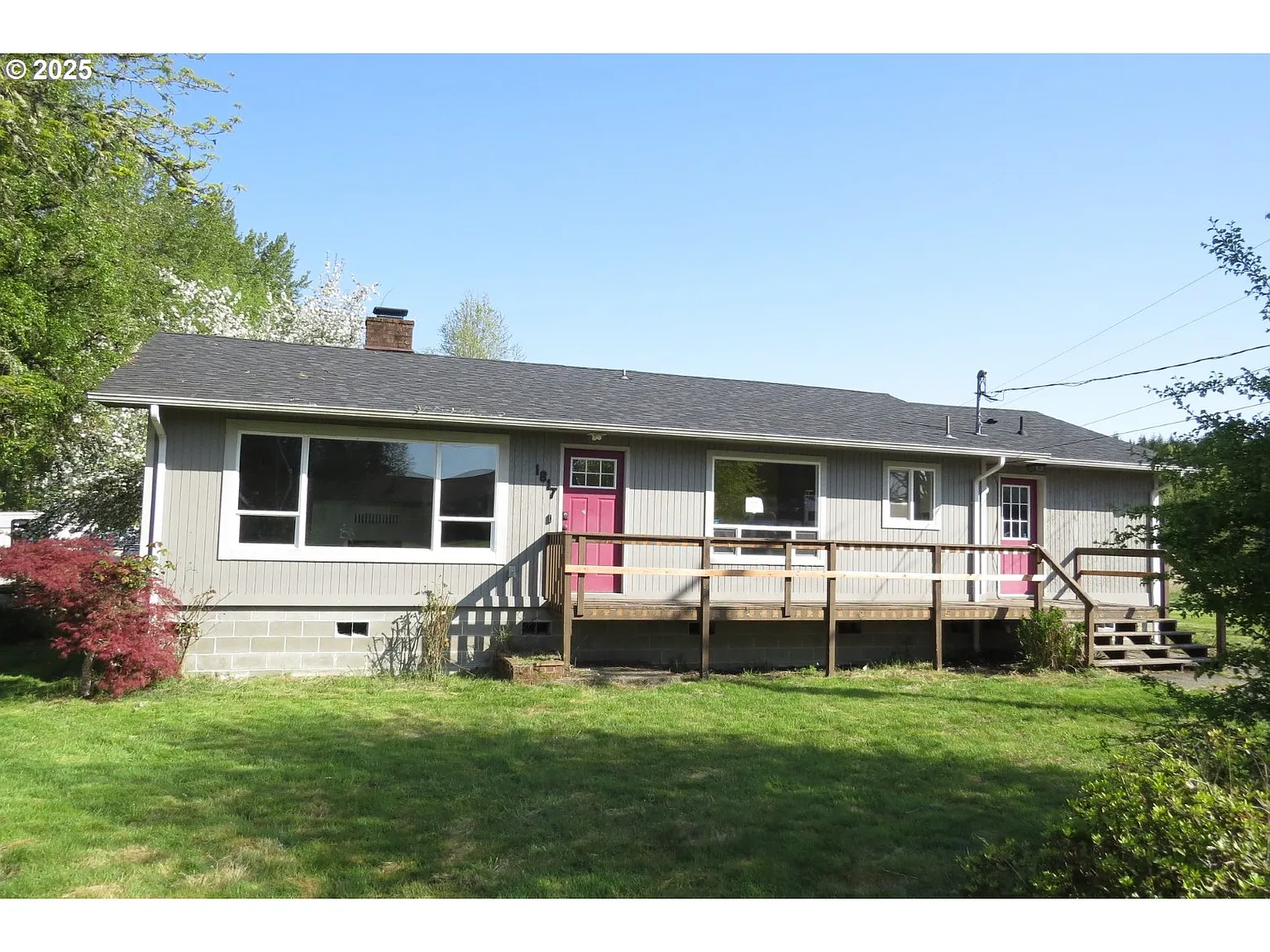 1817 Shamrock Dr photo 1