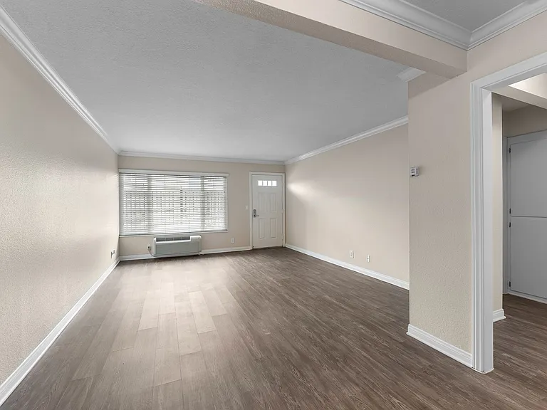 Cantabria Apartment Homes — Photo 25